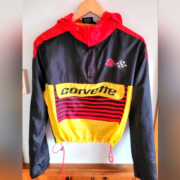 3/30$ 🎉SALE!!!🎉 Vintage Corvette Windbreaker (Fits a Small) - Picture 1 of 4